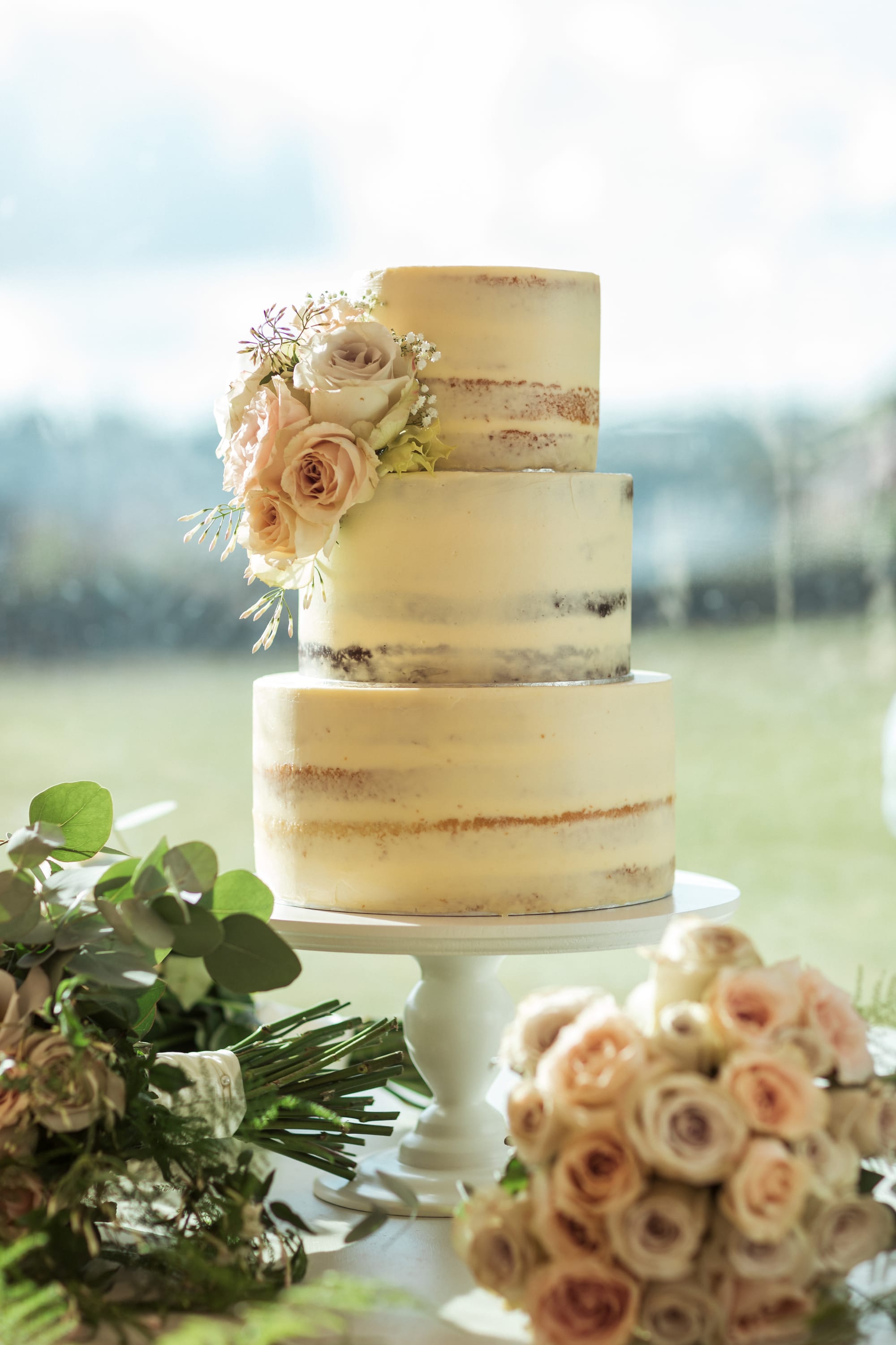 Katie & Matt at Place House, St Mawes, Cornwall — documentary wedding photograph, frame 572