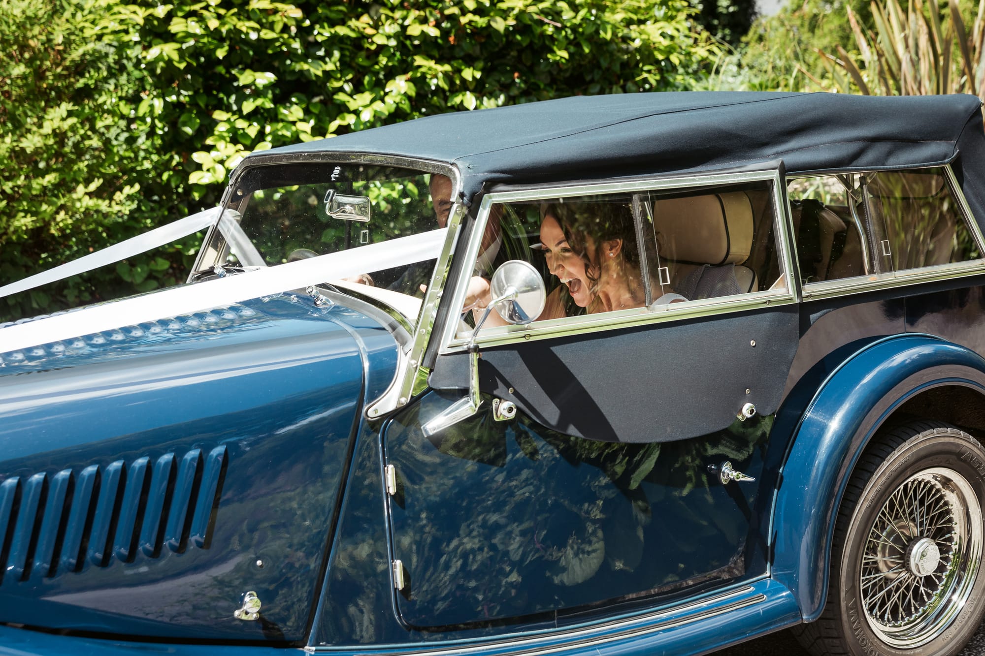 Katie & Matt at Place House, St Mawes, Cornwall — documentary wedding photograph, frame 094